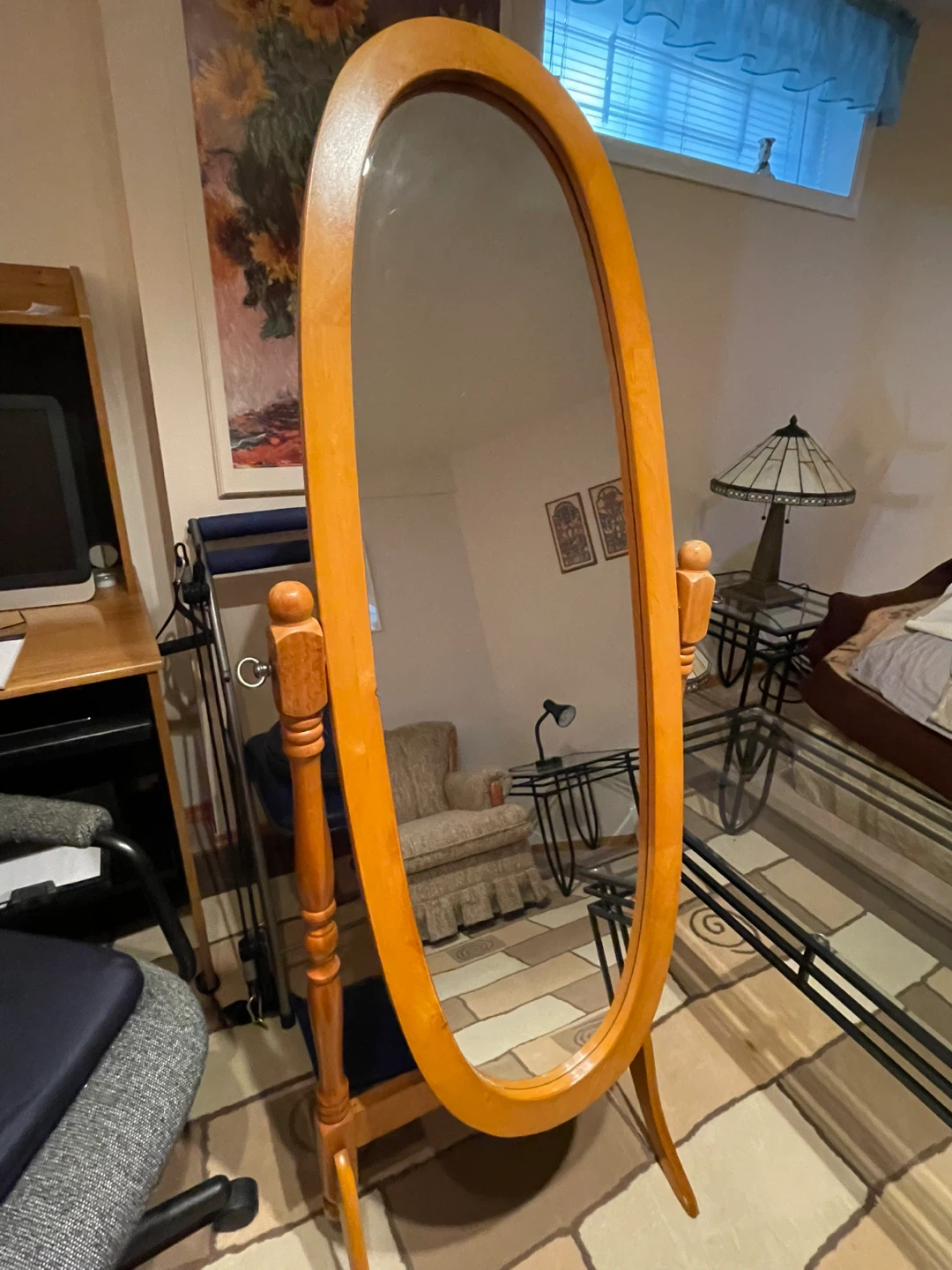 Oval Standing Mirror with Wooden Frame - photo 2