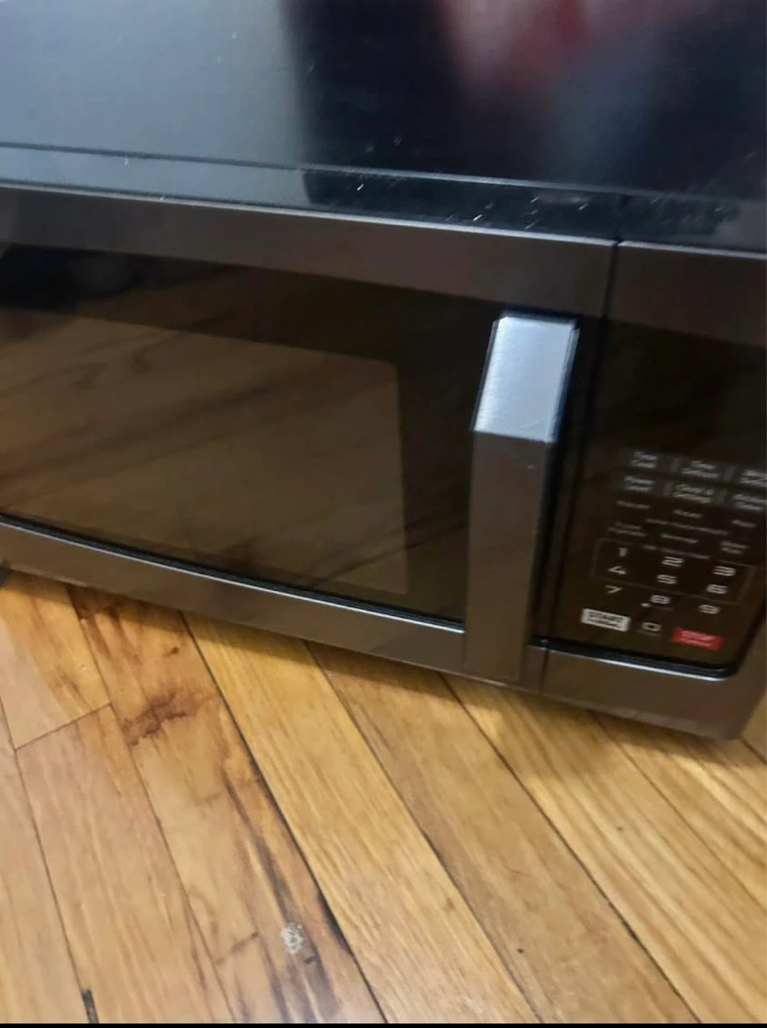 Toshiba Black Microwave Oven