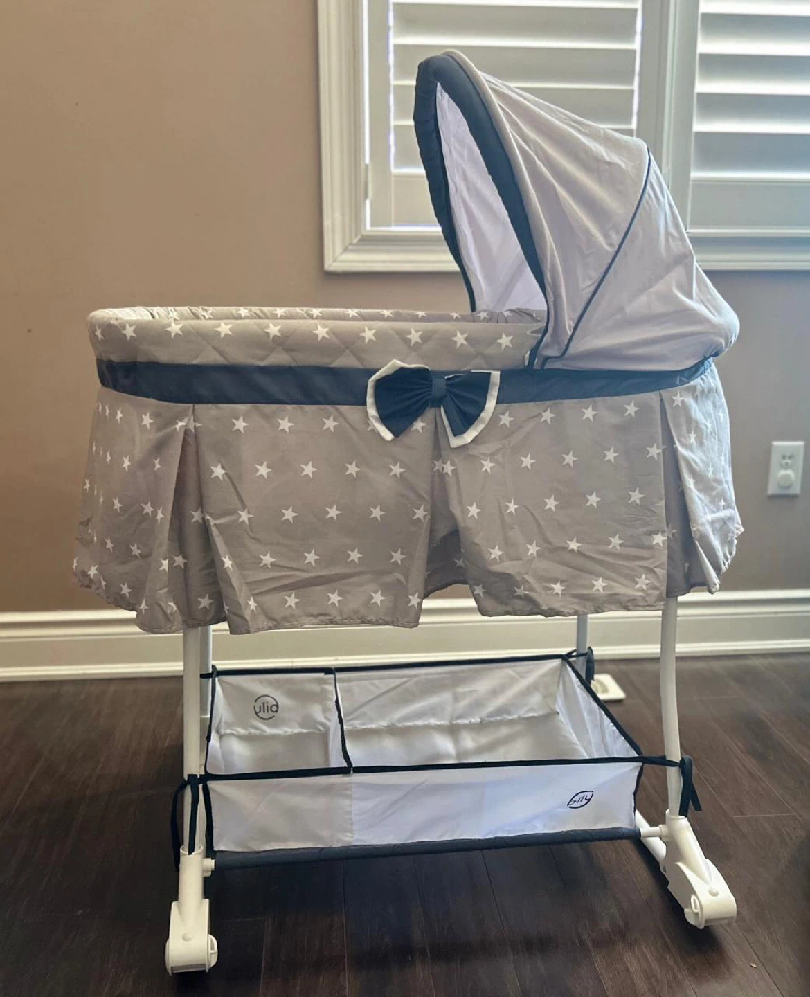 Bily Bassinet with Storage Basket