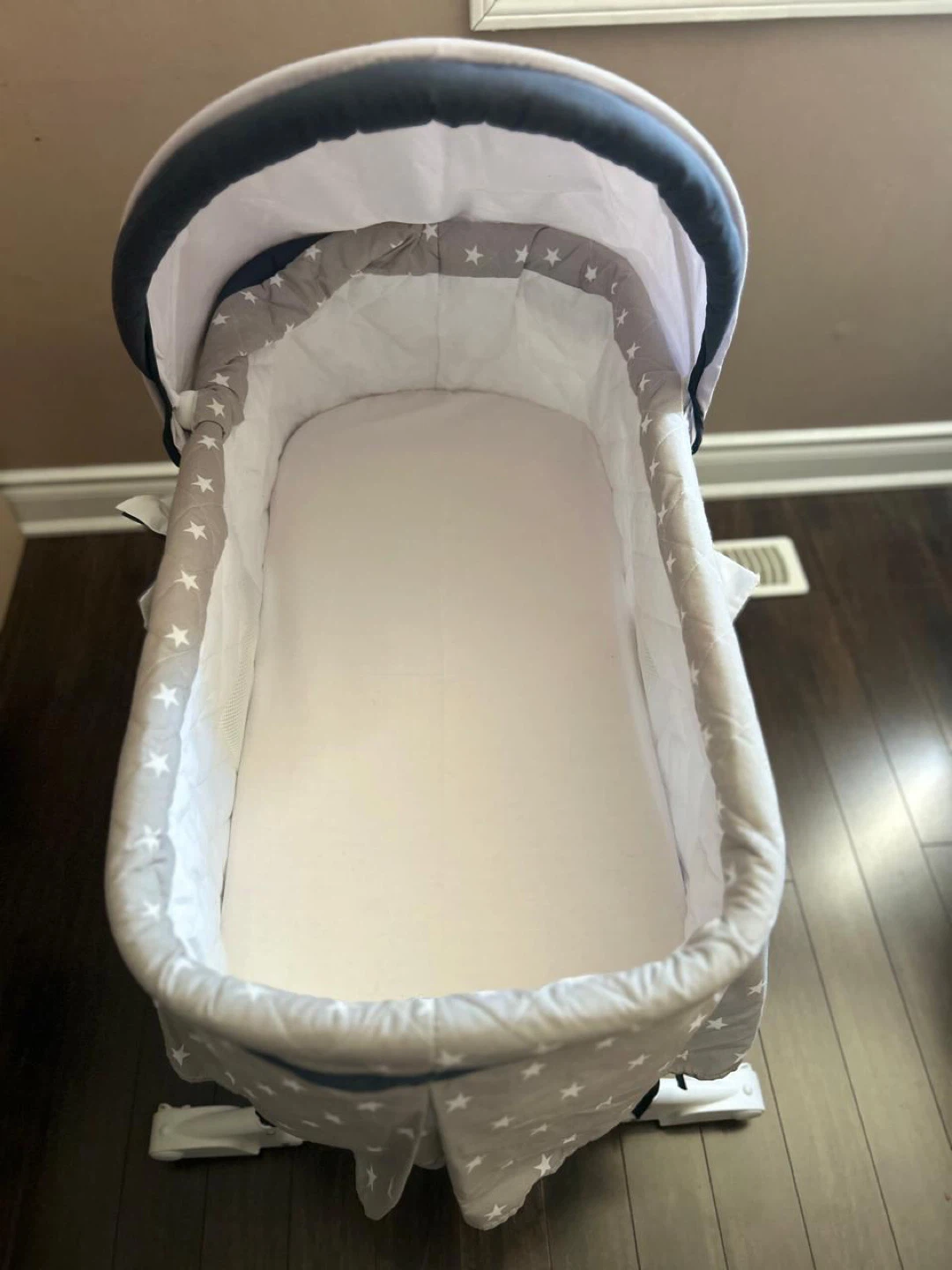 Bily Bassinet with Storage Basket - photo 3