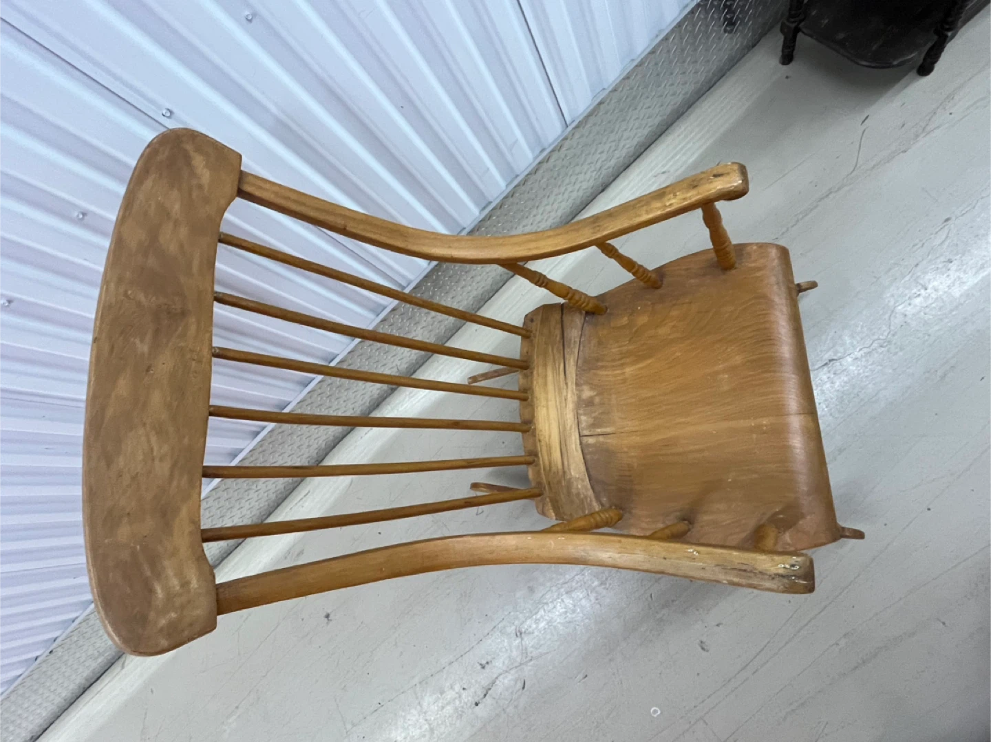 Wooden Rocking Chair - photo 2