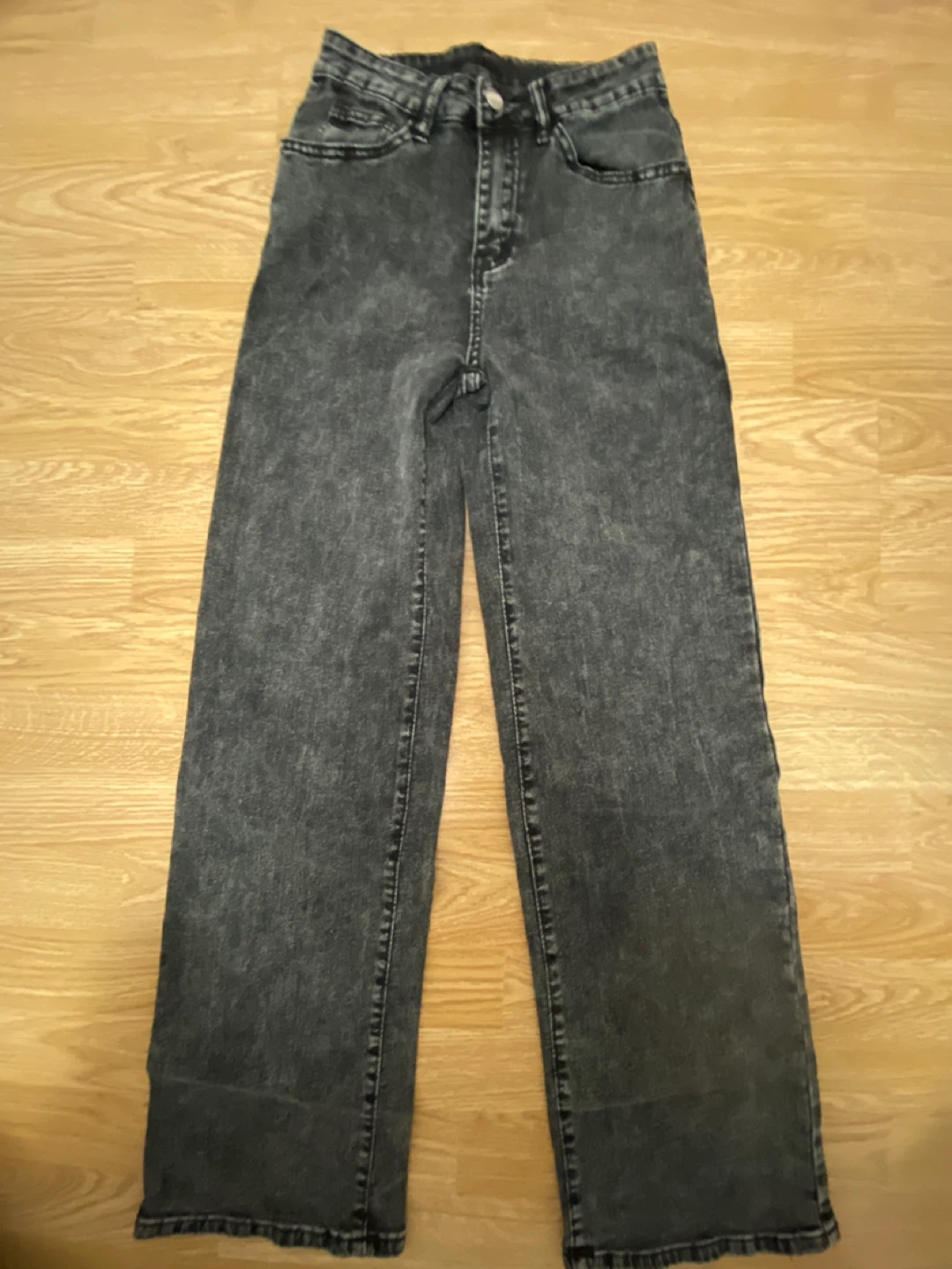 Women's Acid Wash Wide Leg Jeans with Pink Bow Detail - photo 3