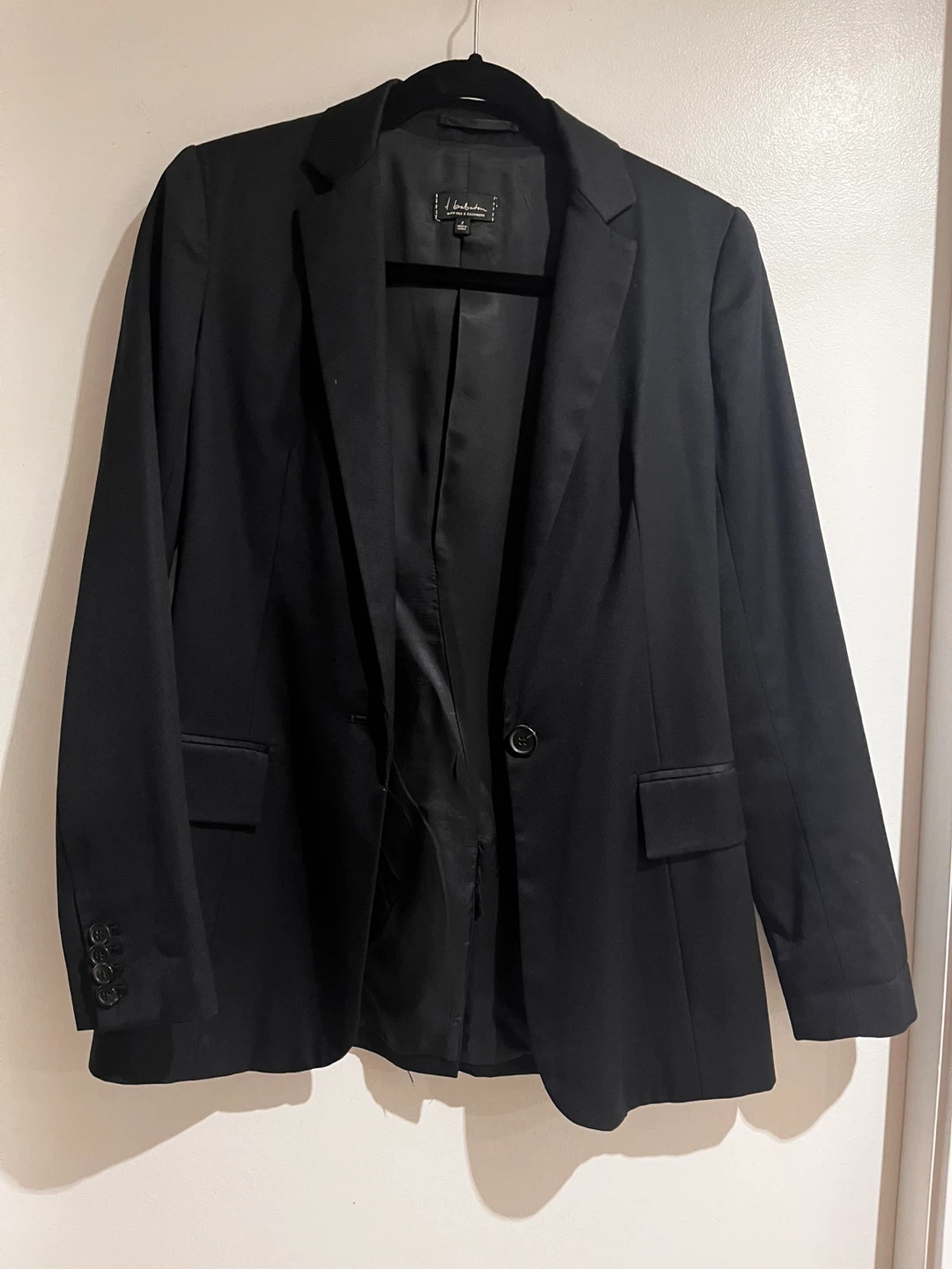 Aritzia - Babaton Black Wool, Silk, Cashmere Blazer  XS