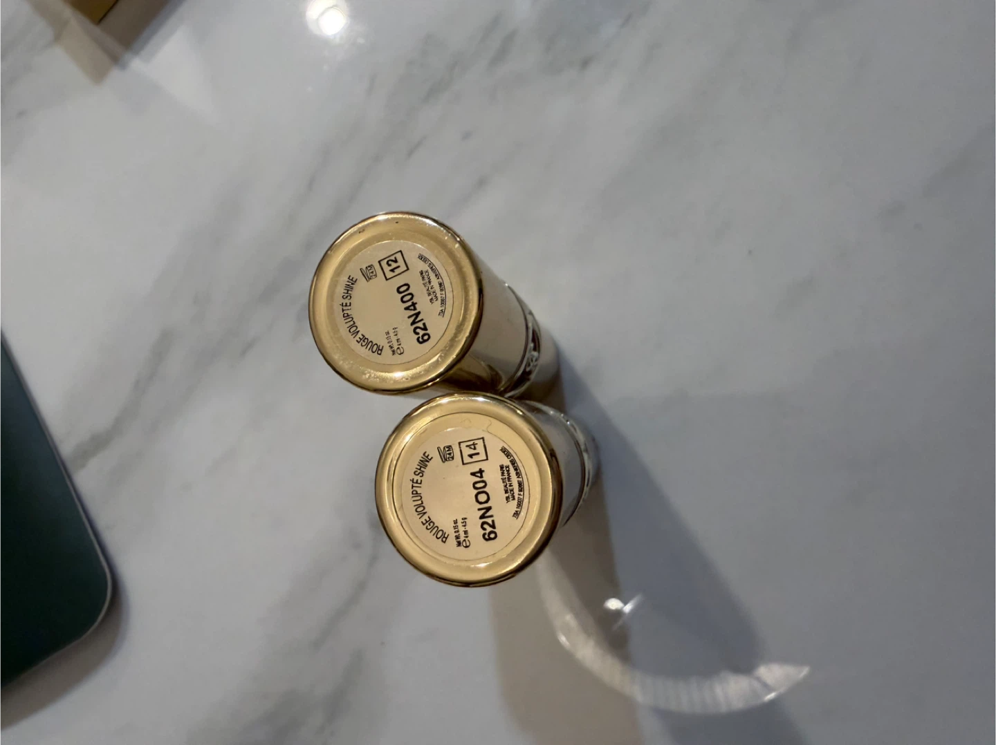Yves Saint Laurent Rouge Volupté Shine Lipsticks - photo 2