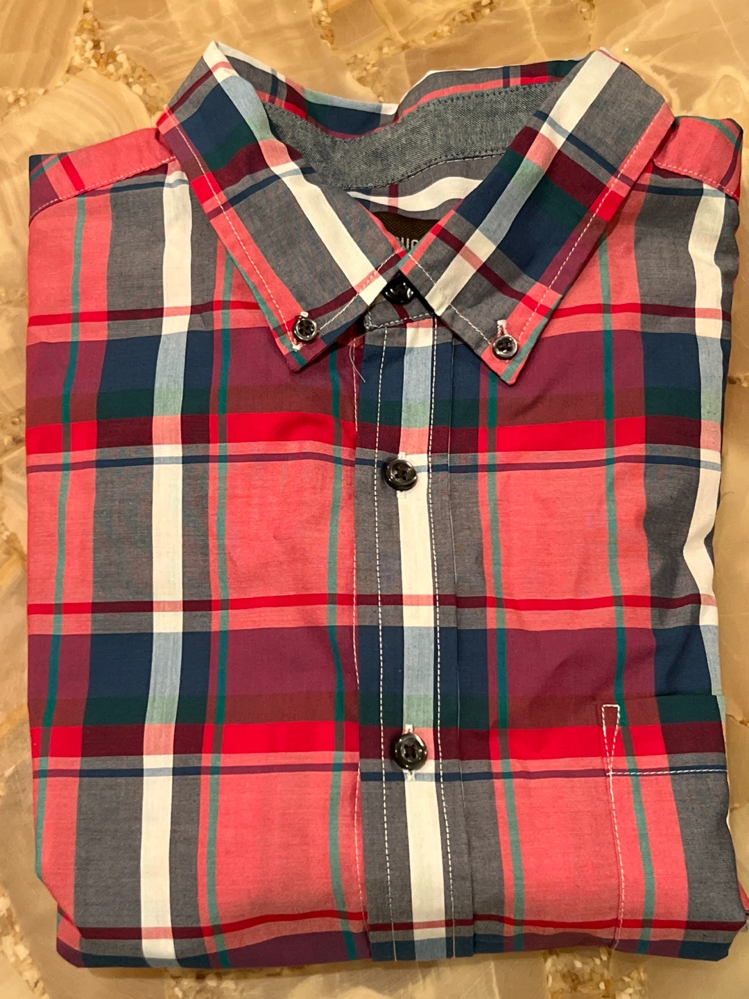 No Boundaries Men's Plaid Button-Down Shirt