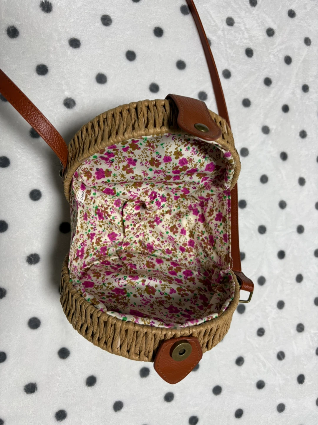 Round Straw Crossbody Bag with Floral Lining - photo 2
