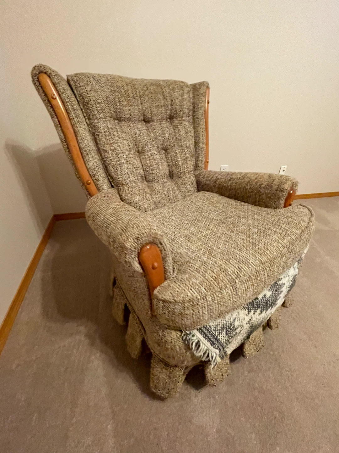 Vintage Armchair and Loveseat Set - photo 5