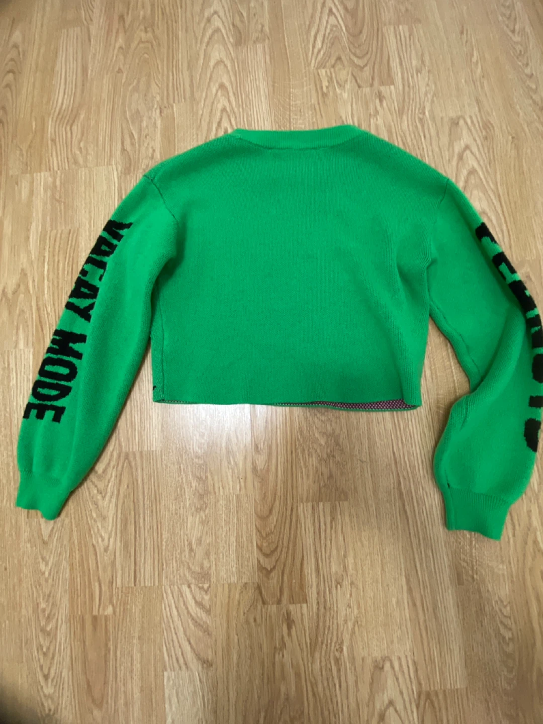 H&M Peanuts Snoopy Cropped Sweater - photo 3