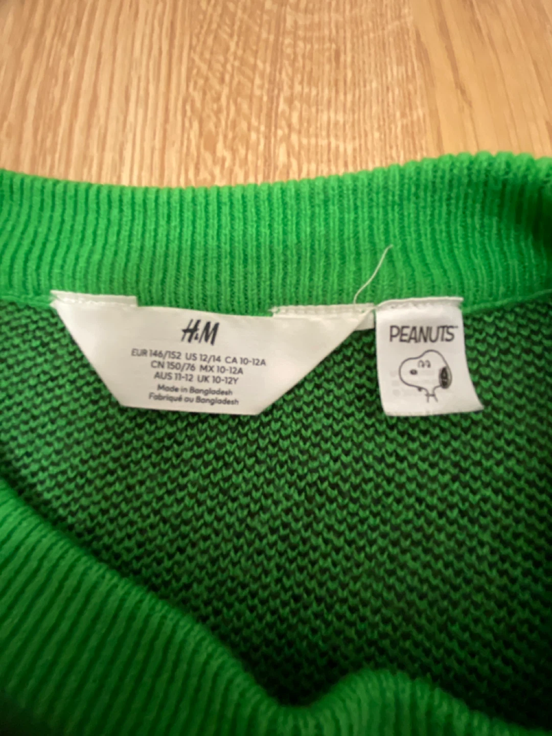 H&M Peanuts Snoopy Cropped Sweater - photo 2
