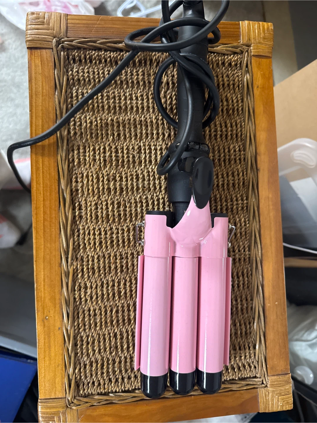 Pink Hair Crimper Wand