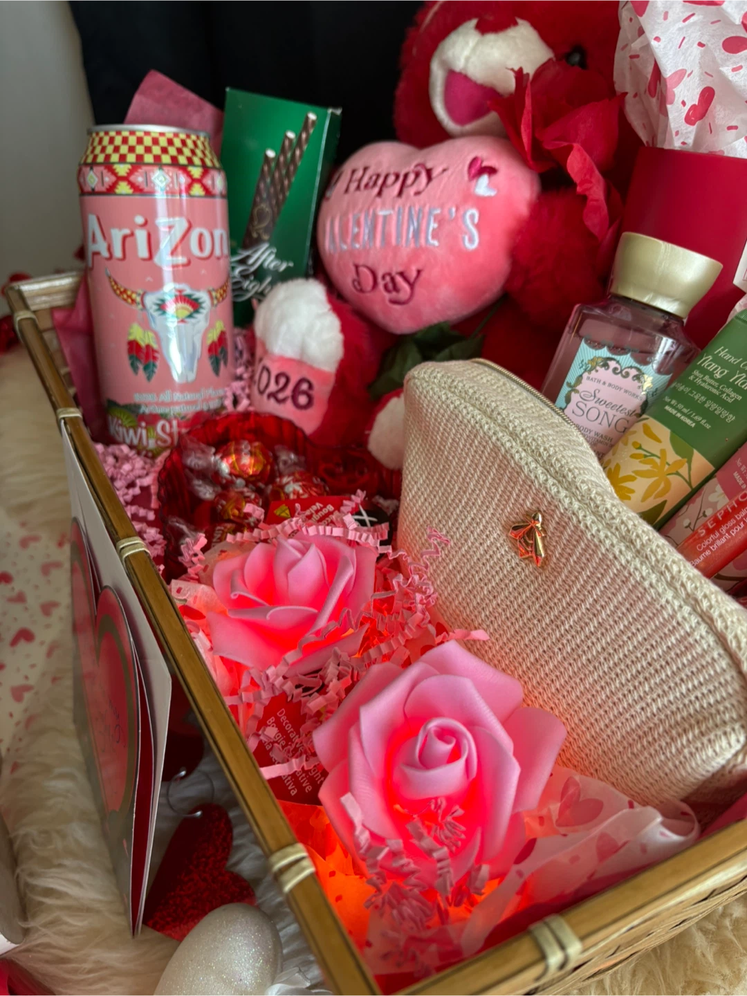 Valentine's Day Gift Basket - photo 4