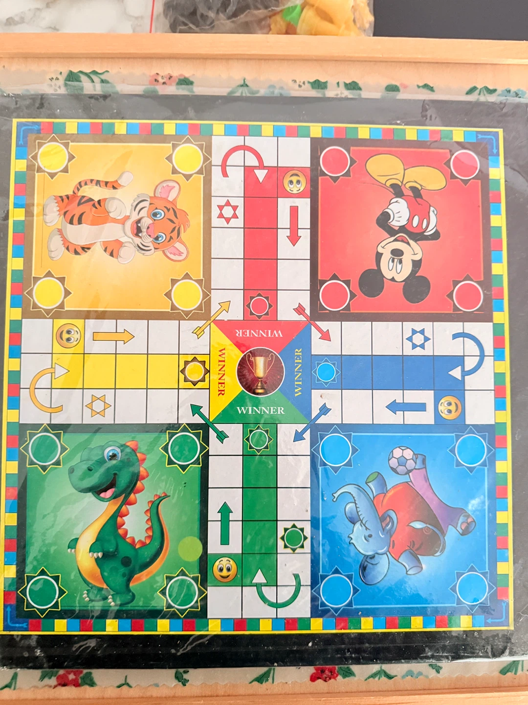2-in-1 Ludo and Chess Board Game Set - photo 2
