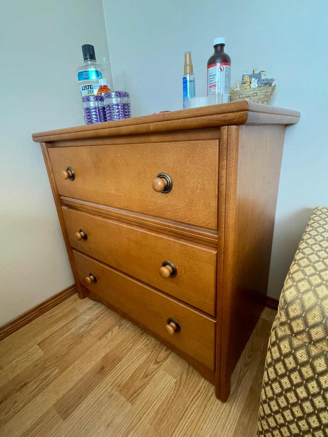 Wooden Dresser and Nightstand with Drawers