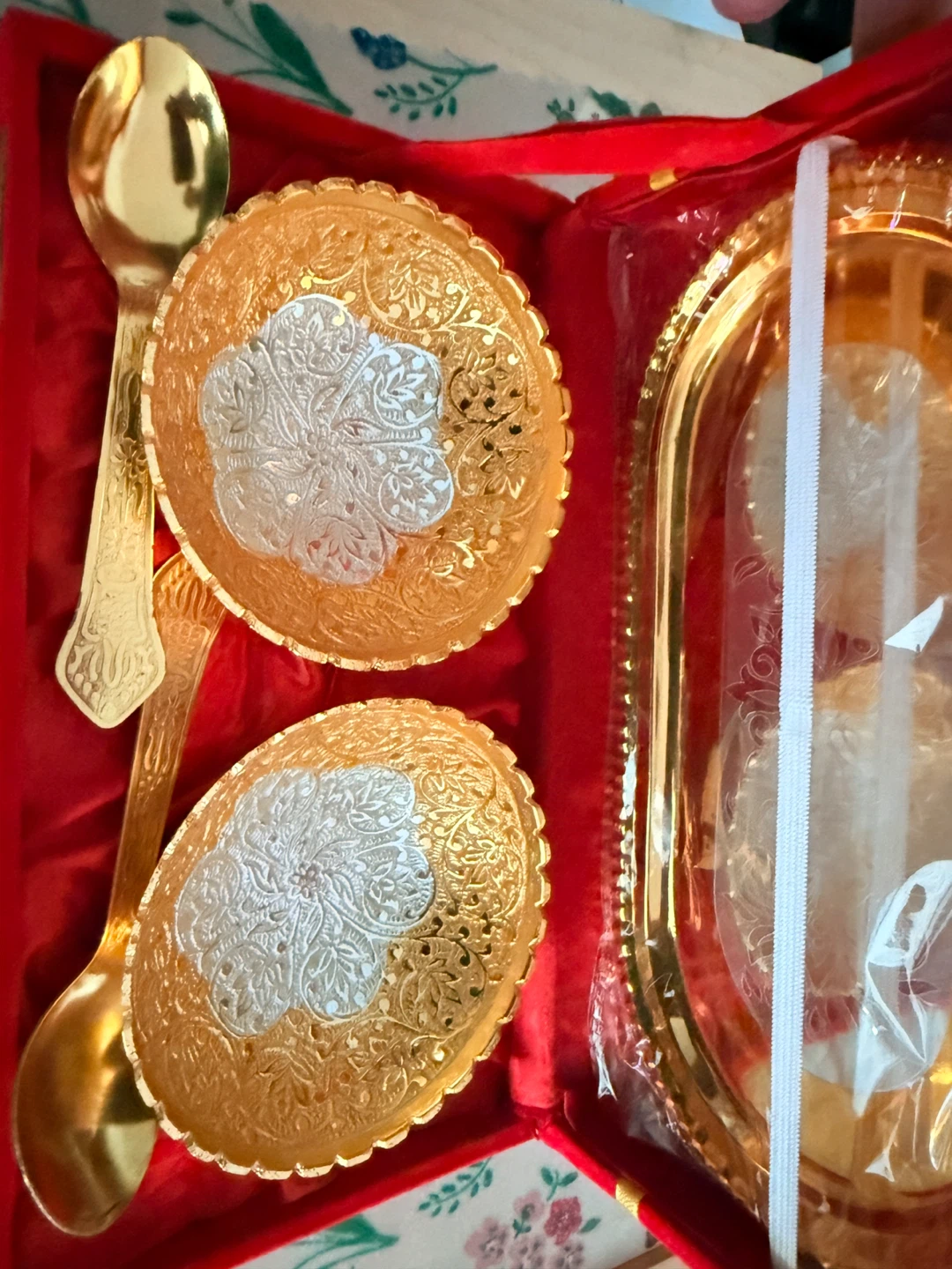 Decorative Gold and Silver Serving Bowls with Spoons - photo 4
