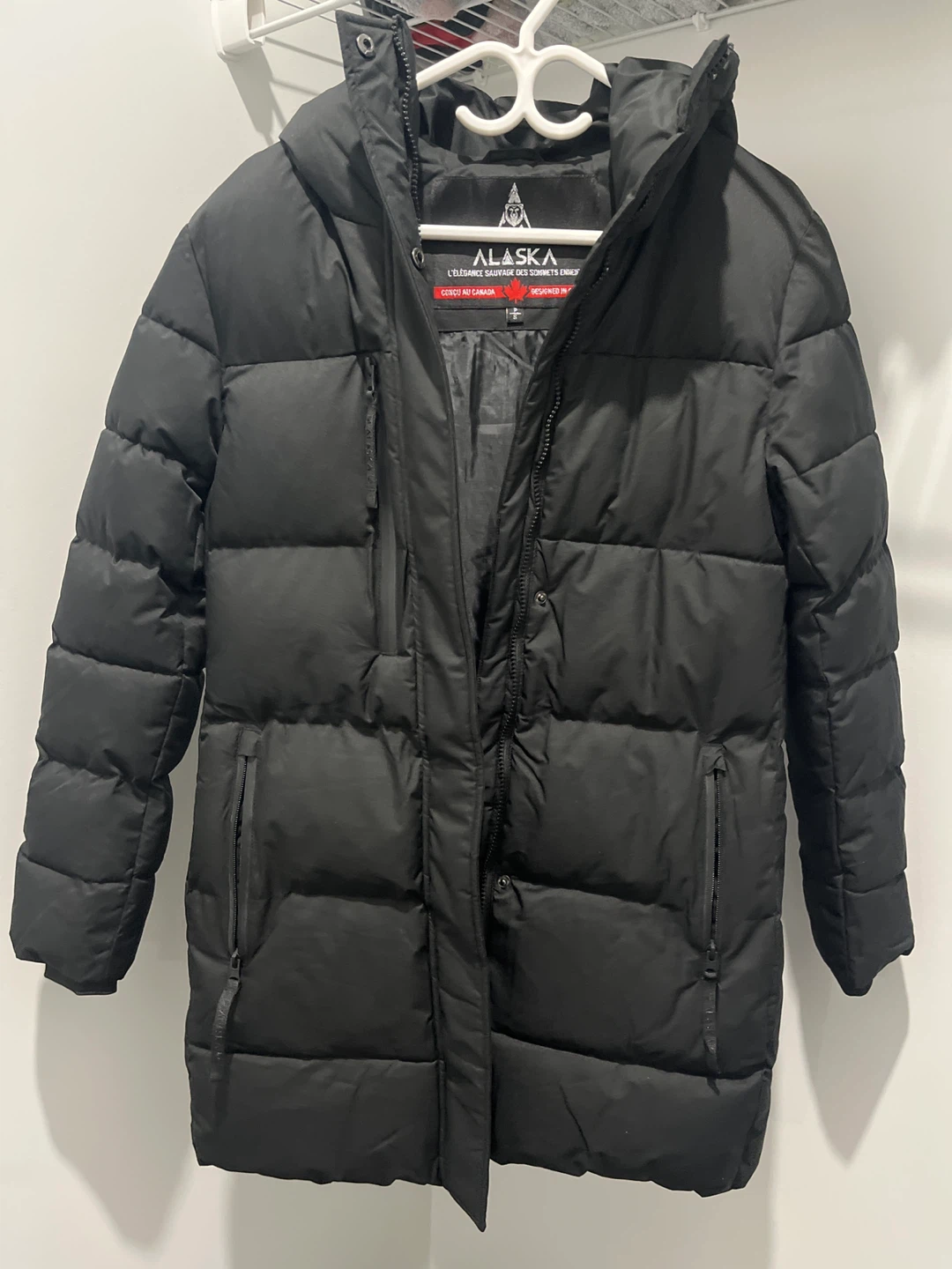 Alaska Puffer Jacket - Black, Size S