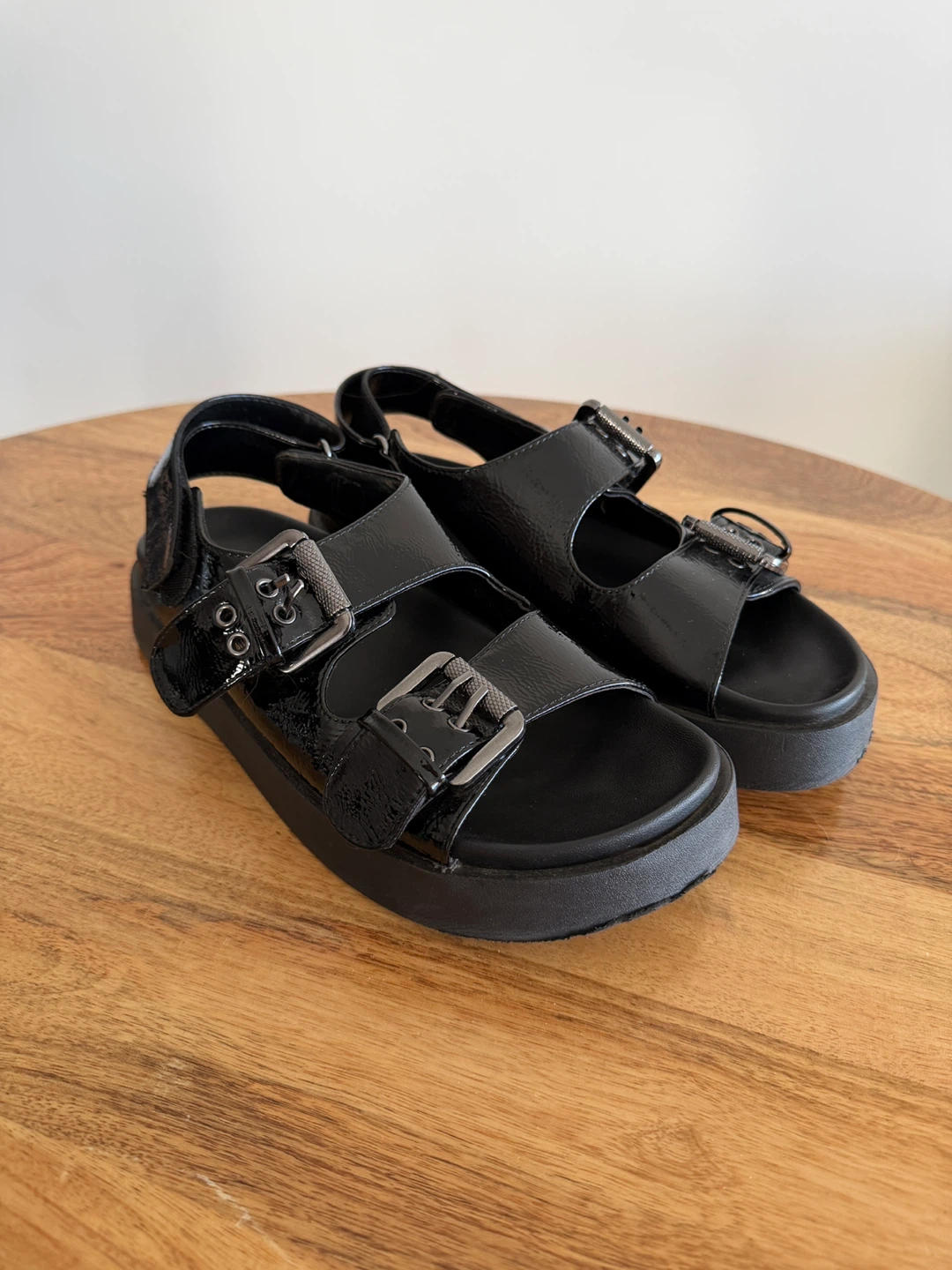 Black Patent Platform Sandals Size 7 - photo 2