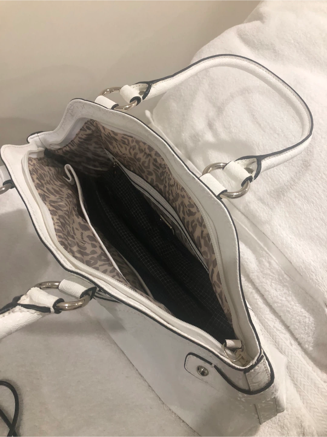 White GUESS Satchel Handbag - photo 2