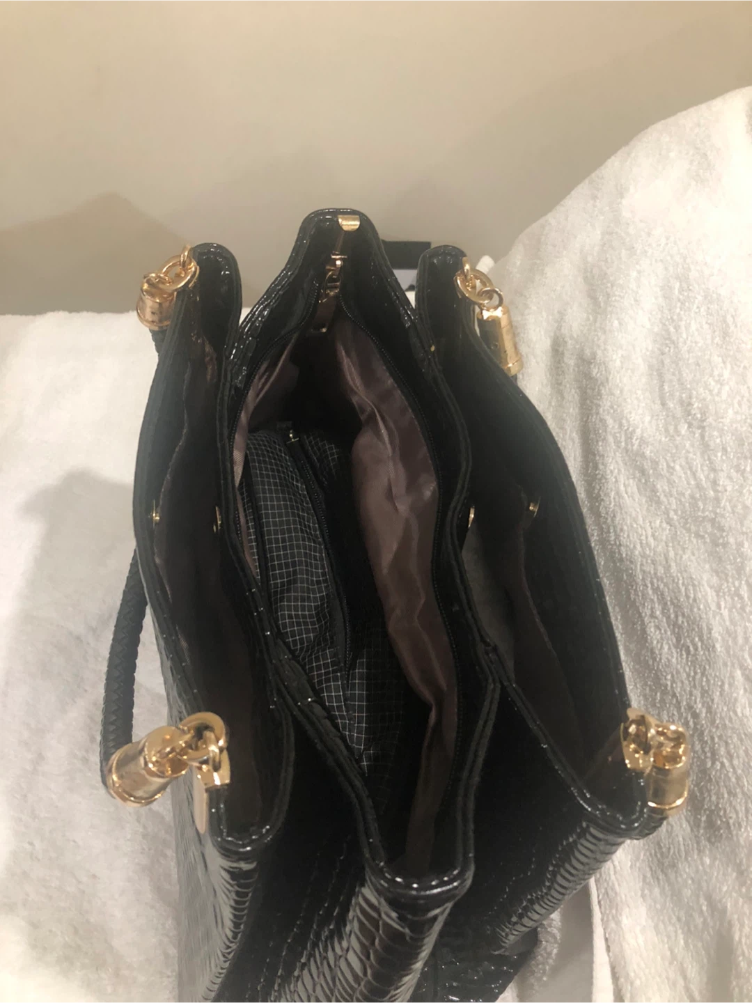 Black Patent Croc Embossed Handbag - photo 3