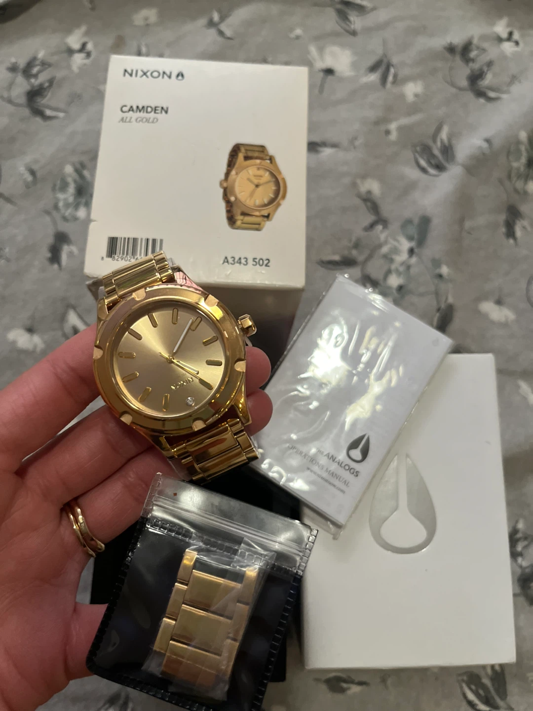 NIXON Camden Gold Stainless-Steel Quartz Watch (Never Worn!)