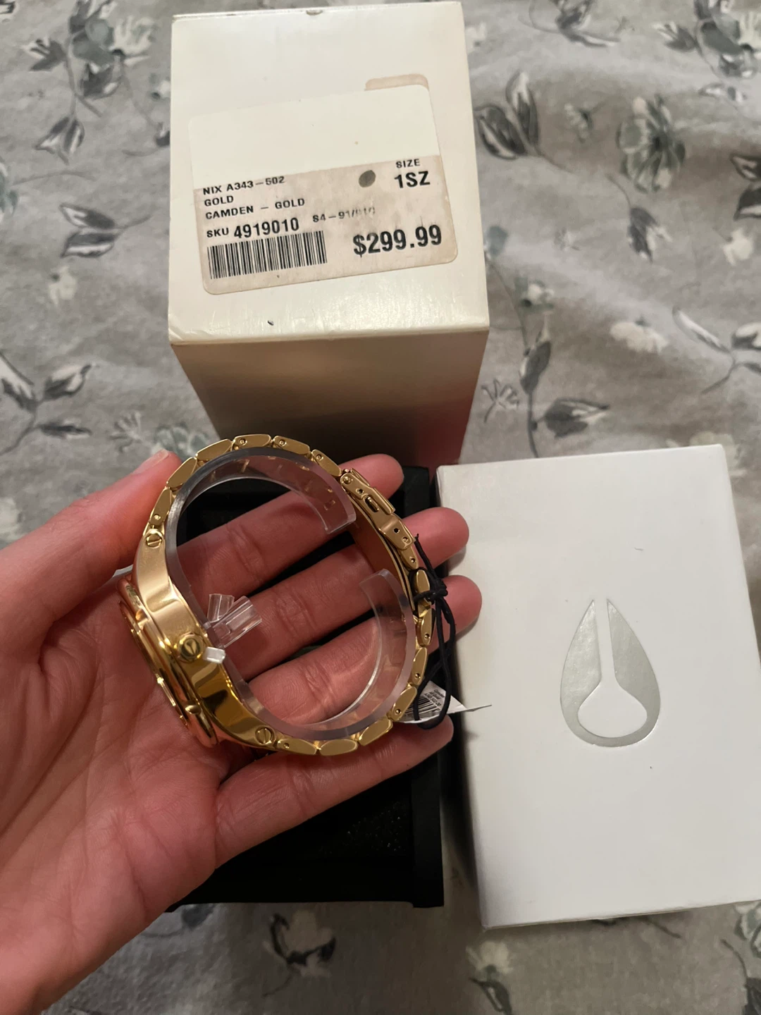 NIXON Camden Gold Stainless-Steel Quartz Watch (Never Worn!) - photo 5