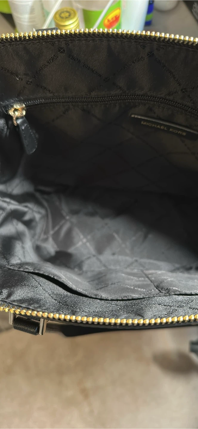 Woman’s handbag - photo 5