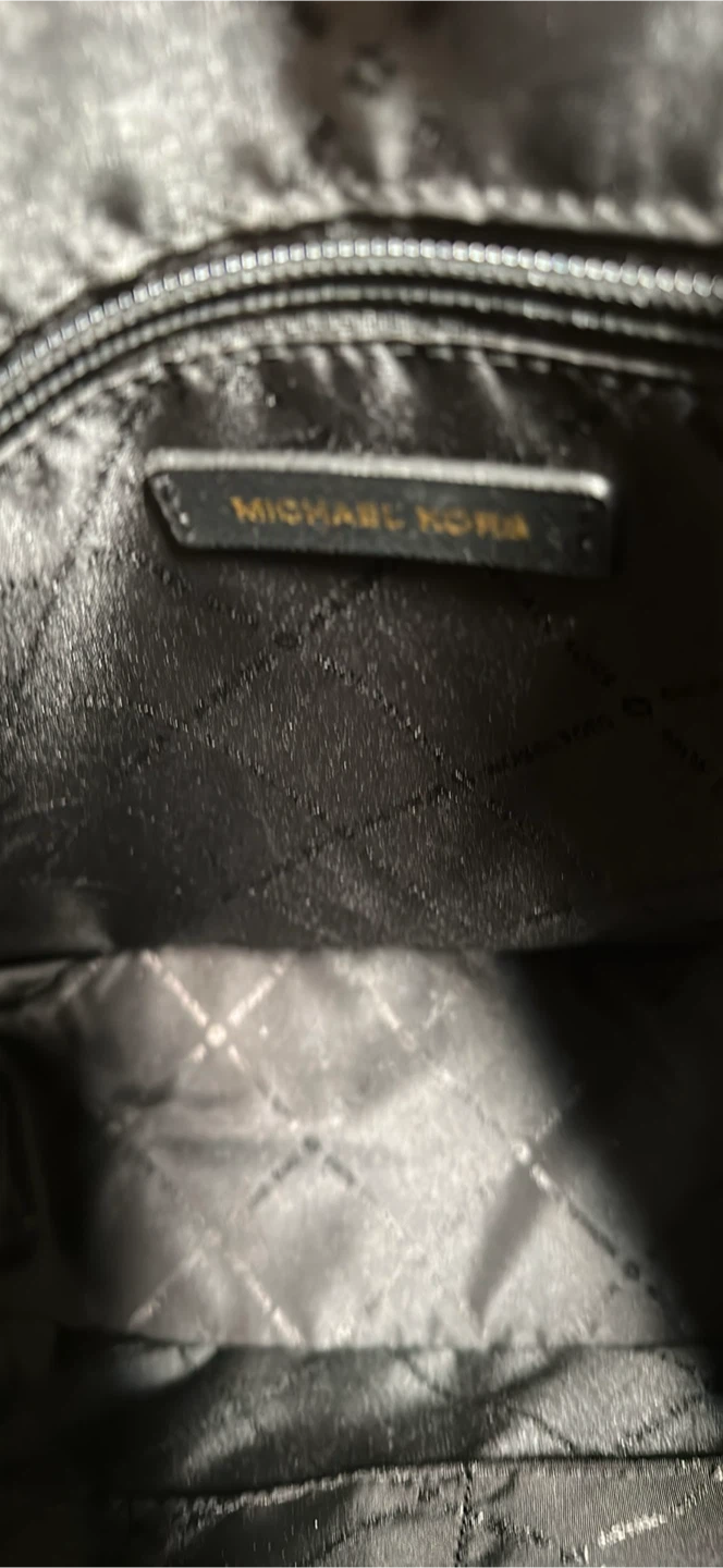 Woman’s handbag - photo 4