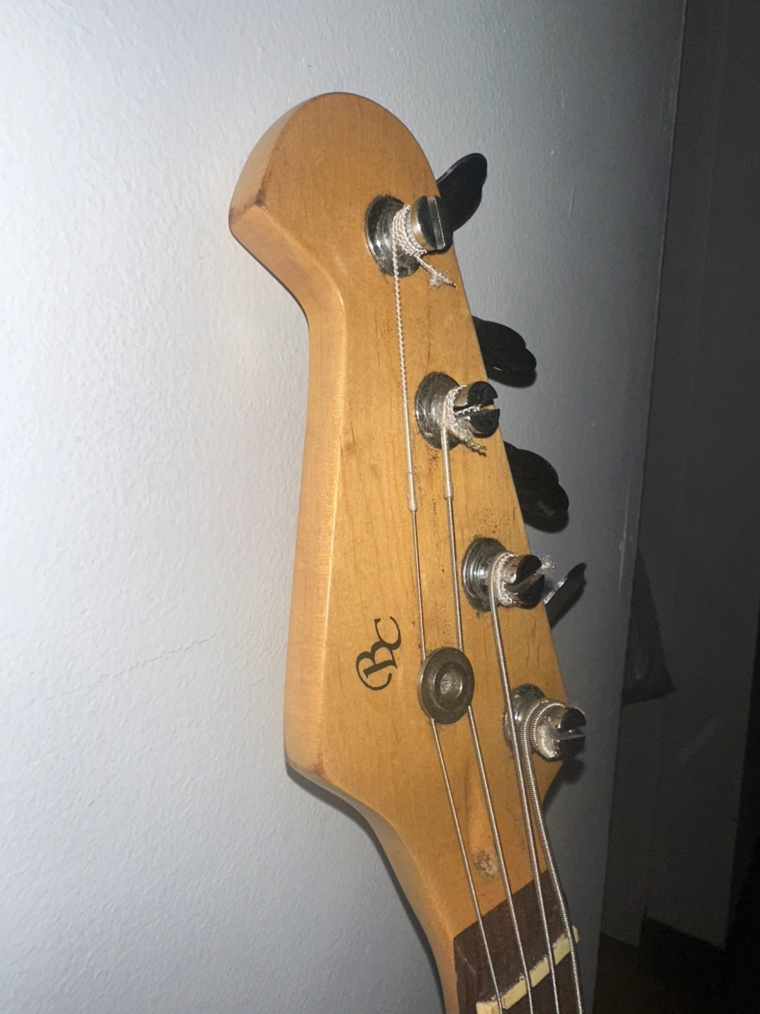 Bass Guitar (left) - photo 3