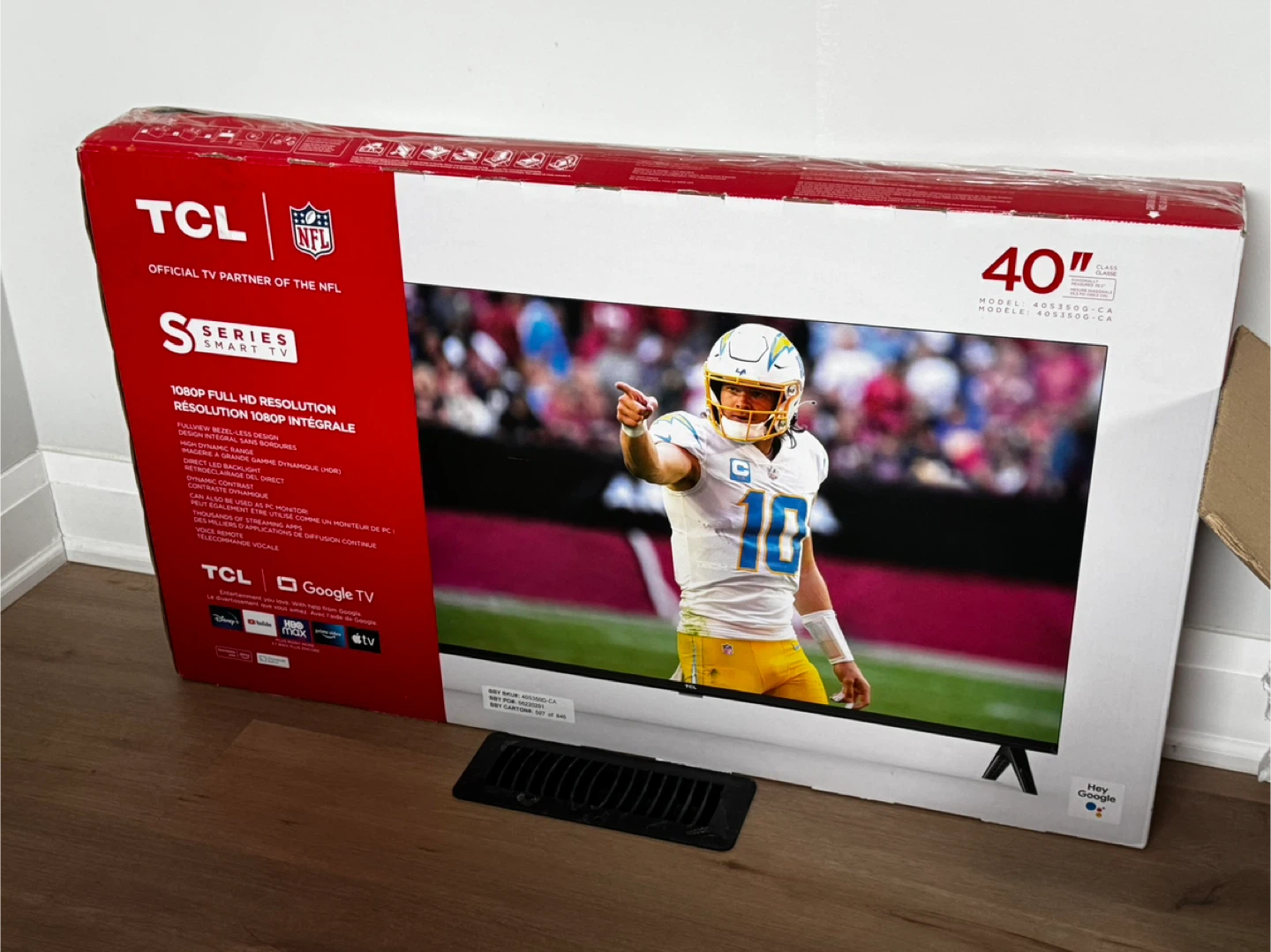 TCL 40" Series S Smart TV (excellent condition) - photo 2