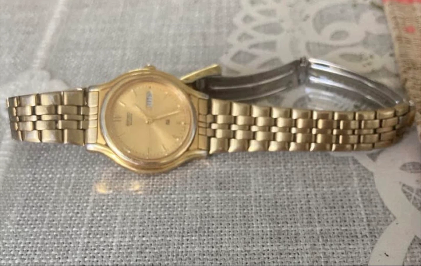 Seiko Quartz Gold Tone Women's Watch