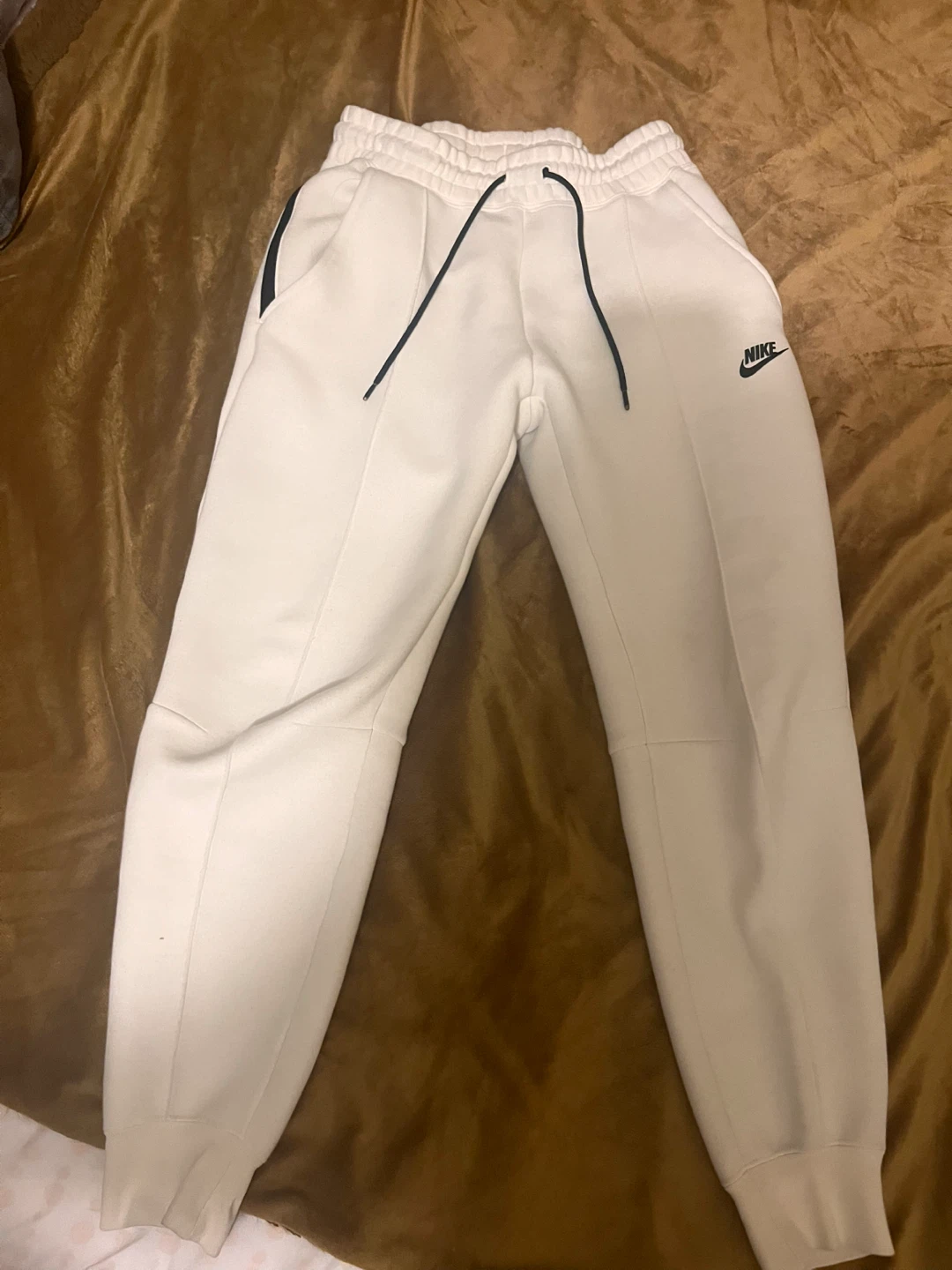 Nike Tech Fleece Joggers Cream Size S