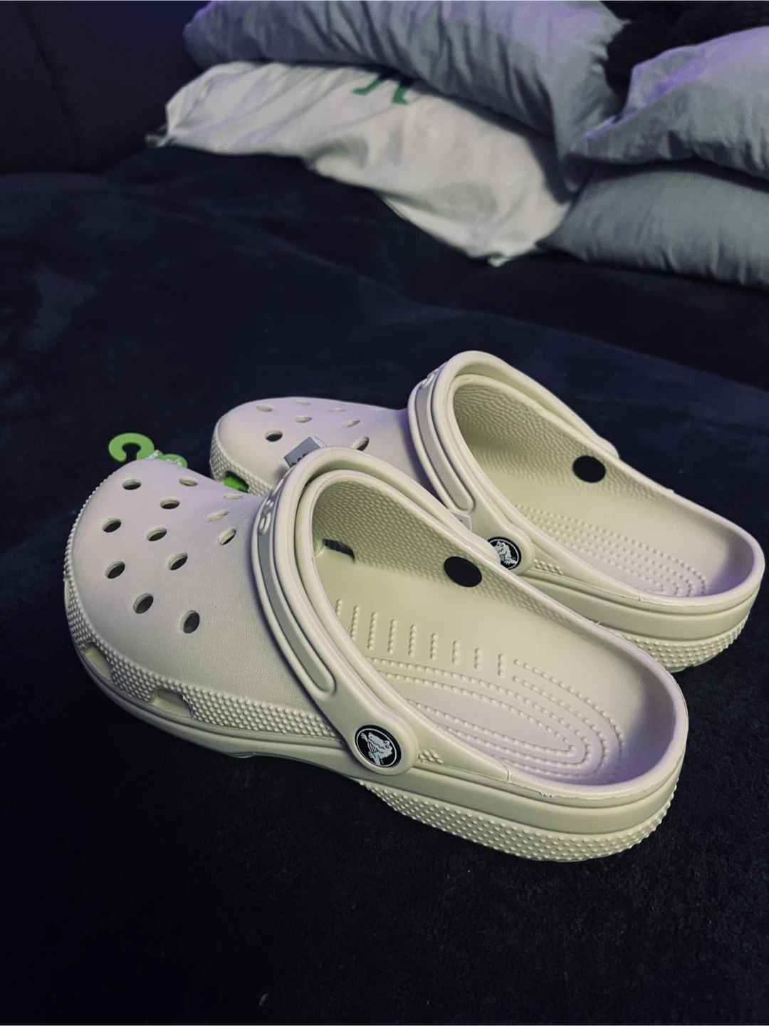 Crocs Classic Clogs Size 7 Men/9 Women White - photo 4