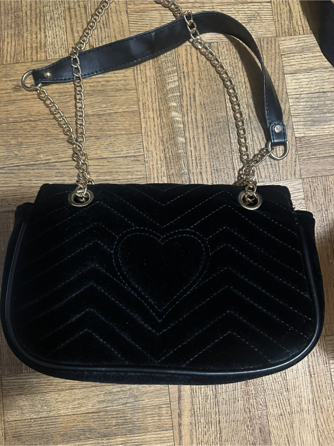 Black Velvet Quilted Handbag with Gold Chain Strap - photo 2