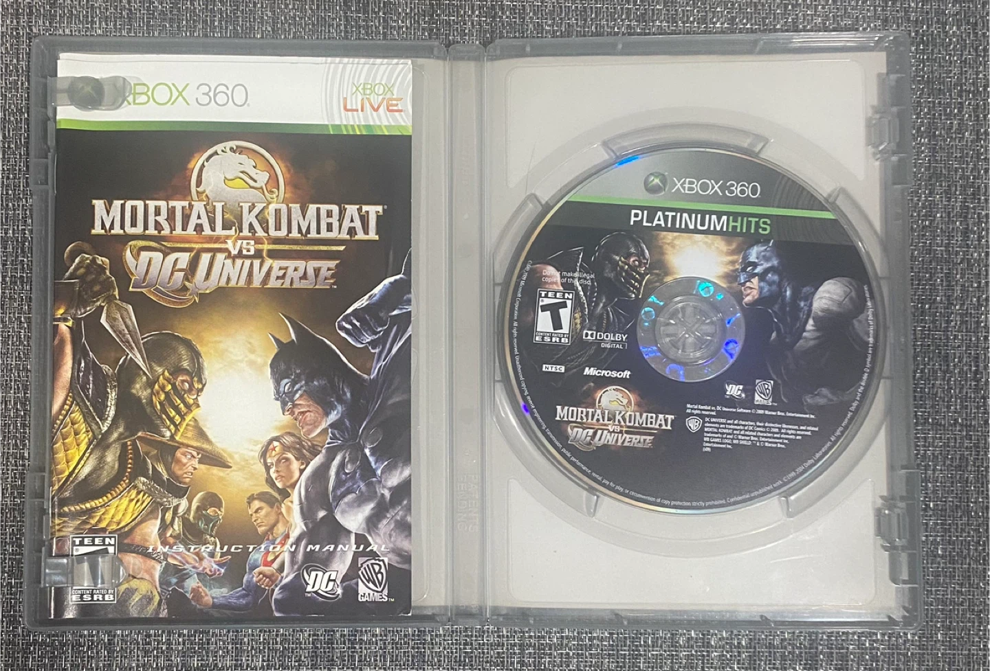 Mortal Kombat vs DC Universe Xbox 360 Platinum Hits - photo 2