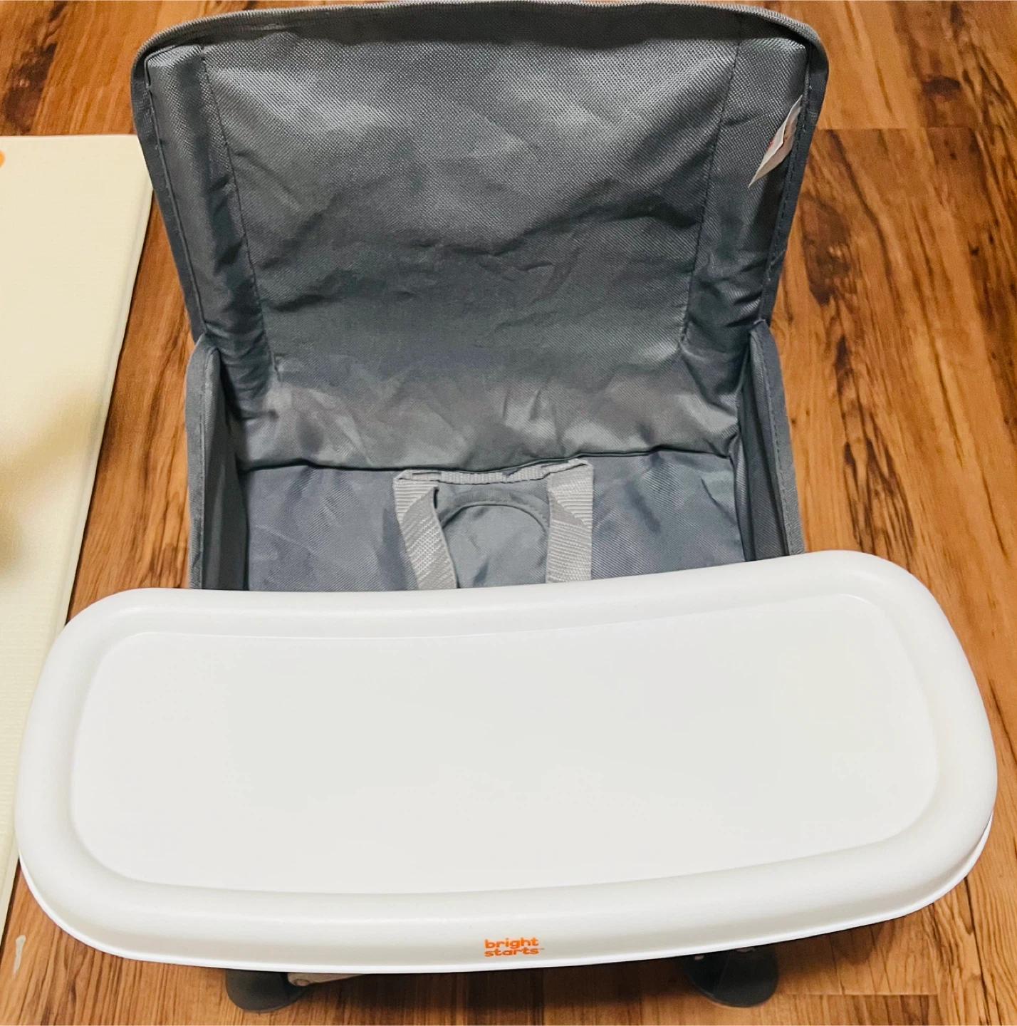 Bright Starts POP 'N Sit Portable Booster Seat - photo 4