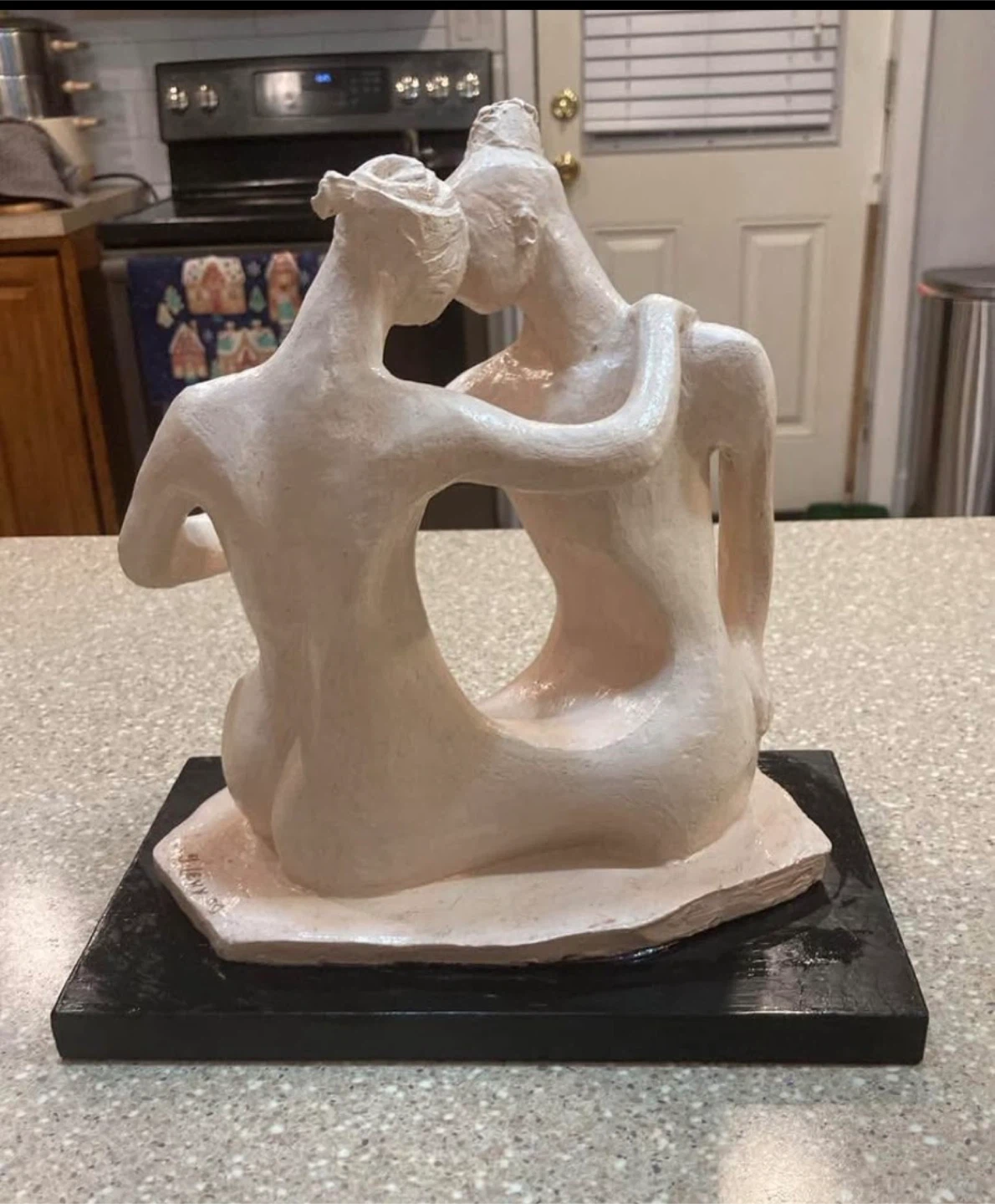 J. Levy Sculpture of Embracing Couple - photo 2