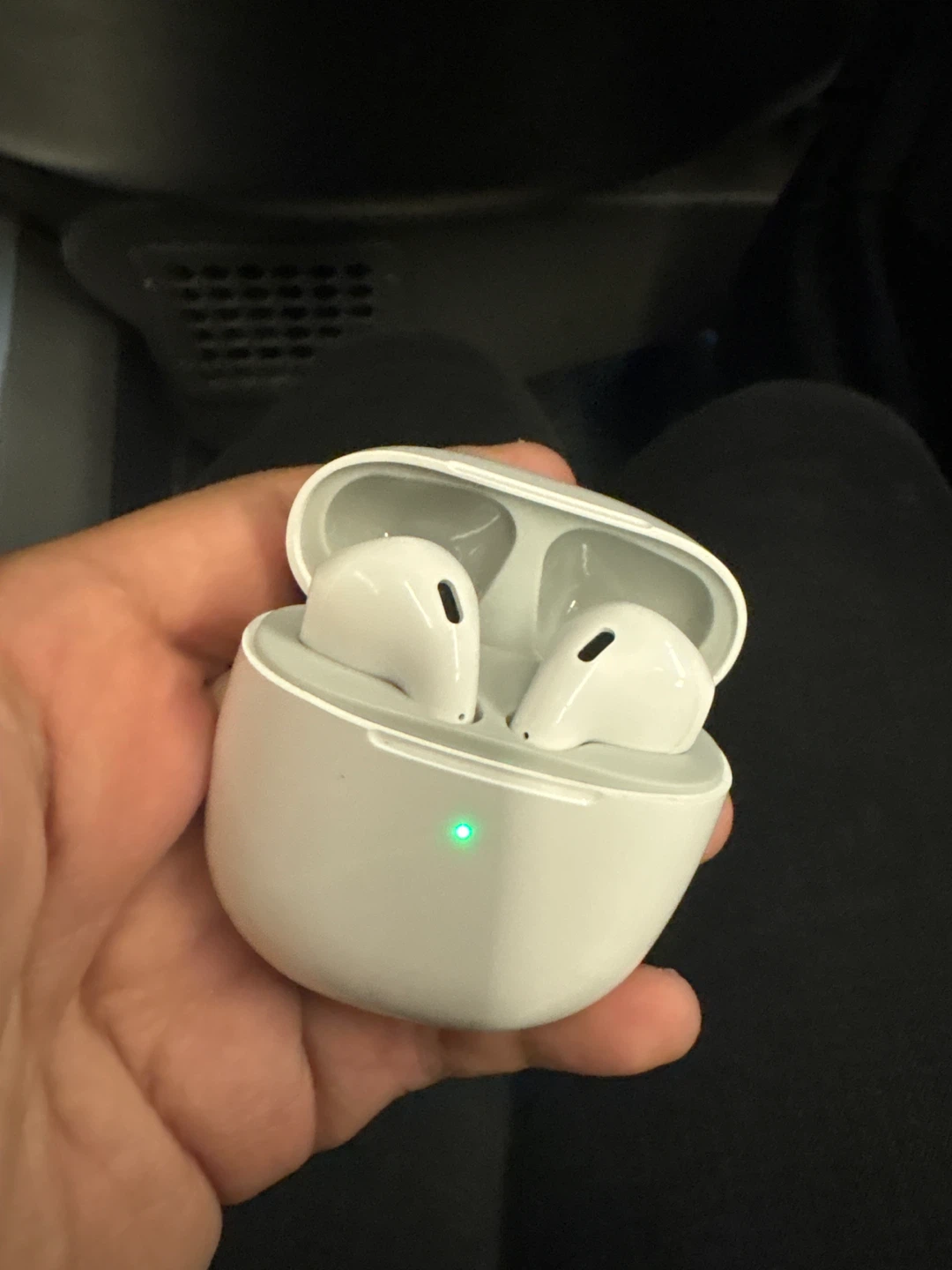 White Wireless Earbuds with Charging Case - photo 2