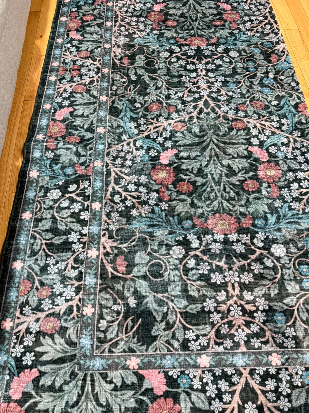 Shinefly Dark Green Floral Area Rug (8' x 10) - photo 2