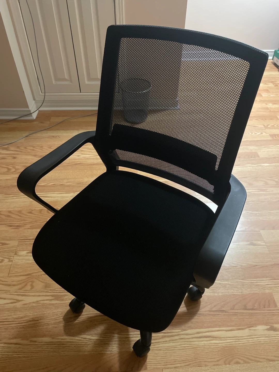 Black Mesh Office Chair - photo 5