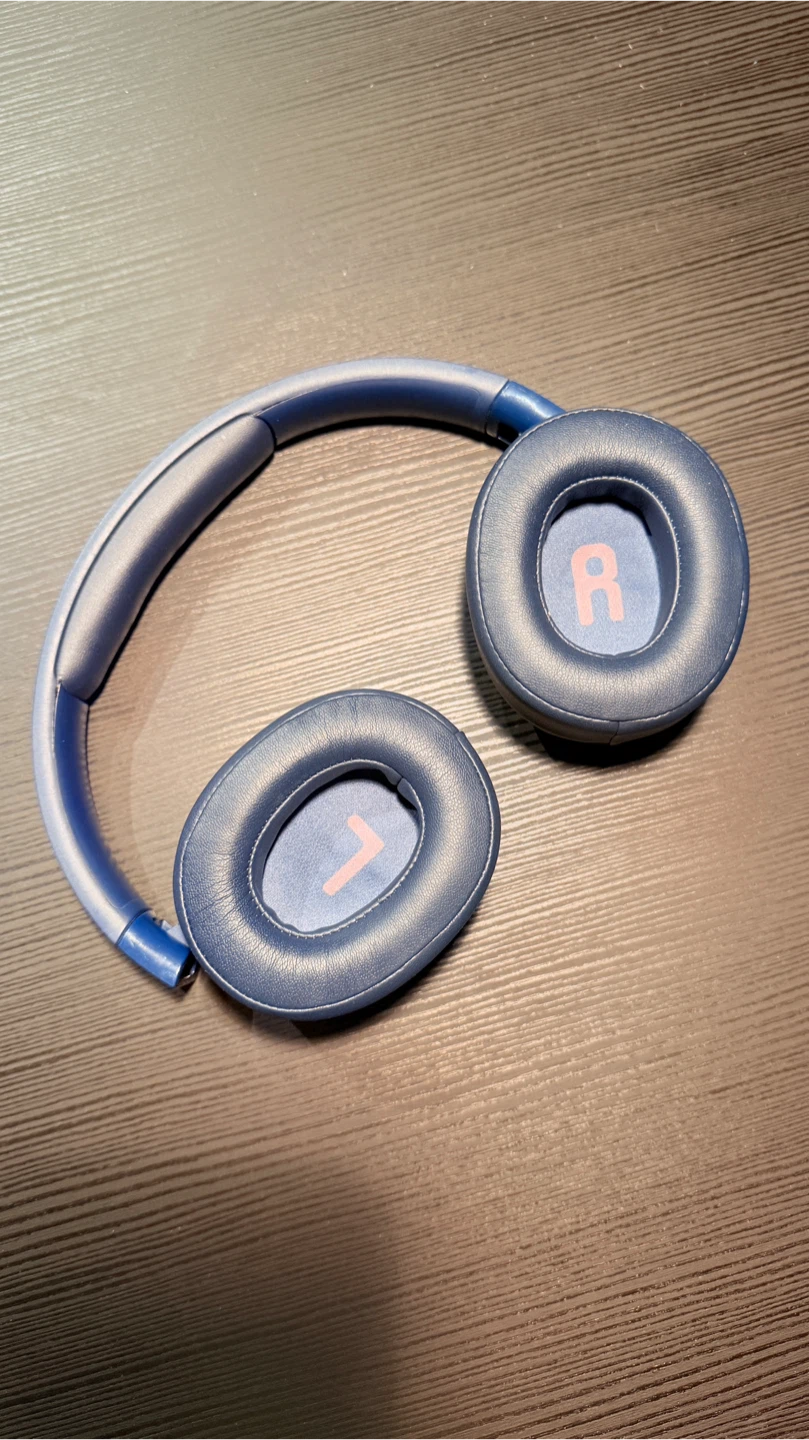 JBL Tune 720BT Wireless Over-Ear Headphones - Blue - photo 4