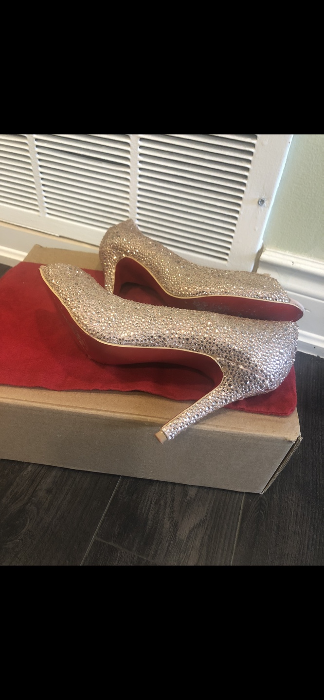 Christian Louboutin Glitter Peep Toe Heels size 8 - photo 4