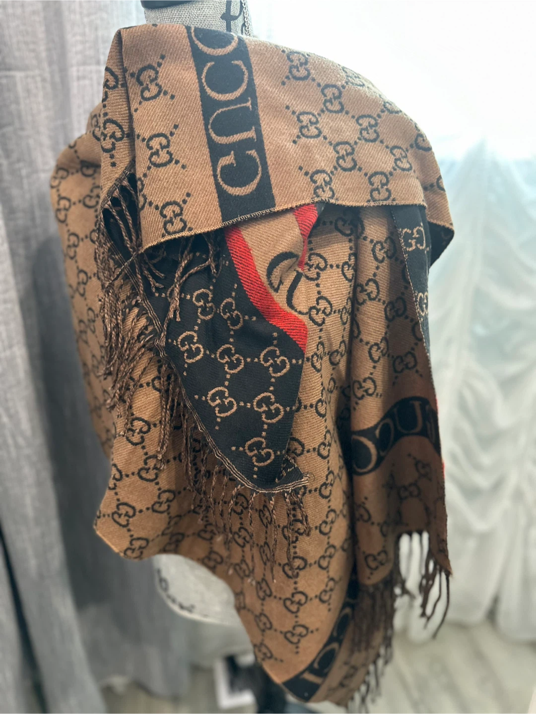 Gucci Scarf - photo 4