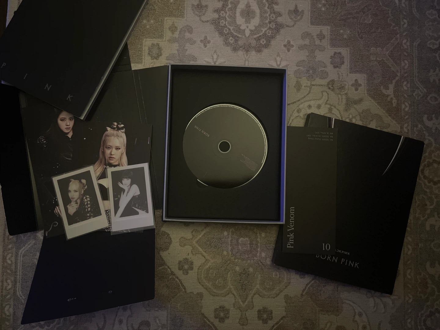 BLACKPINK Born Pink Album (CD)
