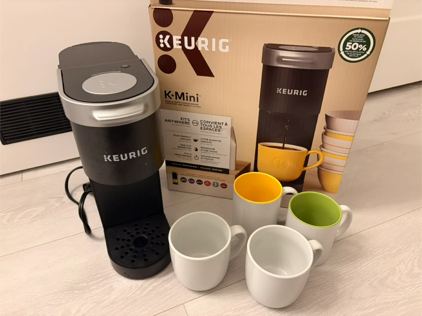 Keurig K-Mini Single Serve Coffee Maker with Mugs