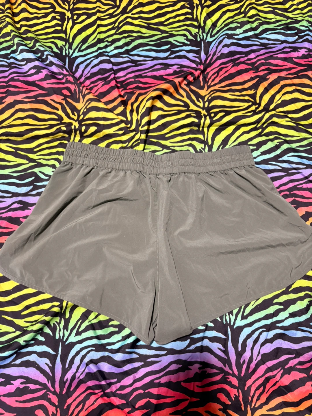 tna army green shorts - photo 2