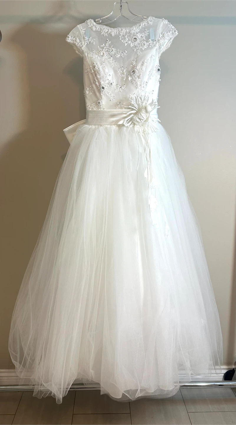 White Tulle Ball Gown with Lace Bodice - photo 2