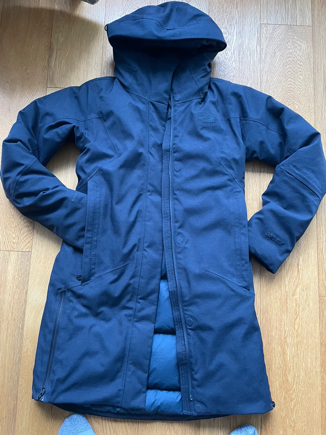 The North Face Womens GORE-TEX Down Jacket - XS