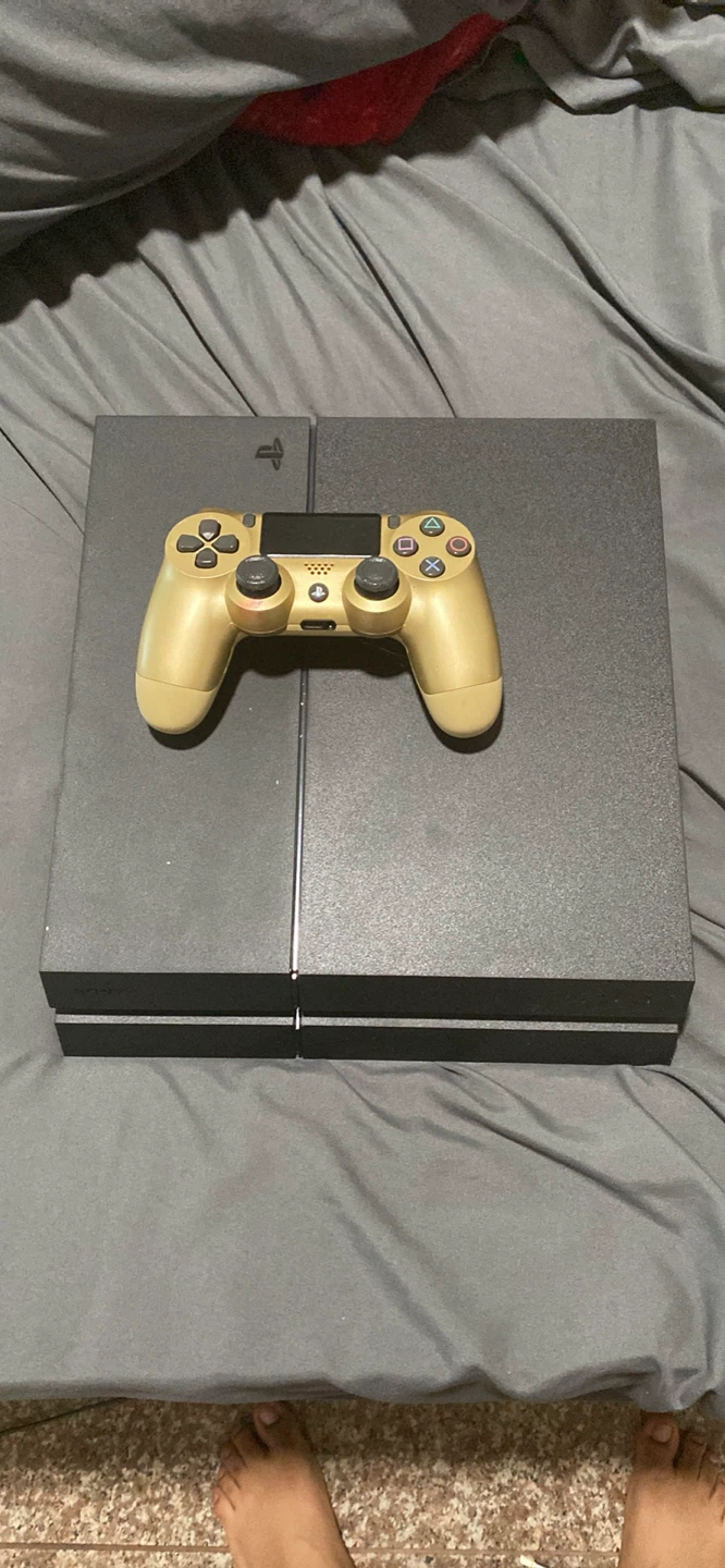 Sony PlayStation 4 Console with Gold Controller and Games - photo 3
