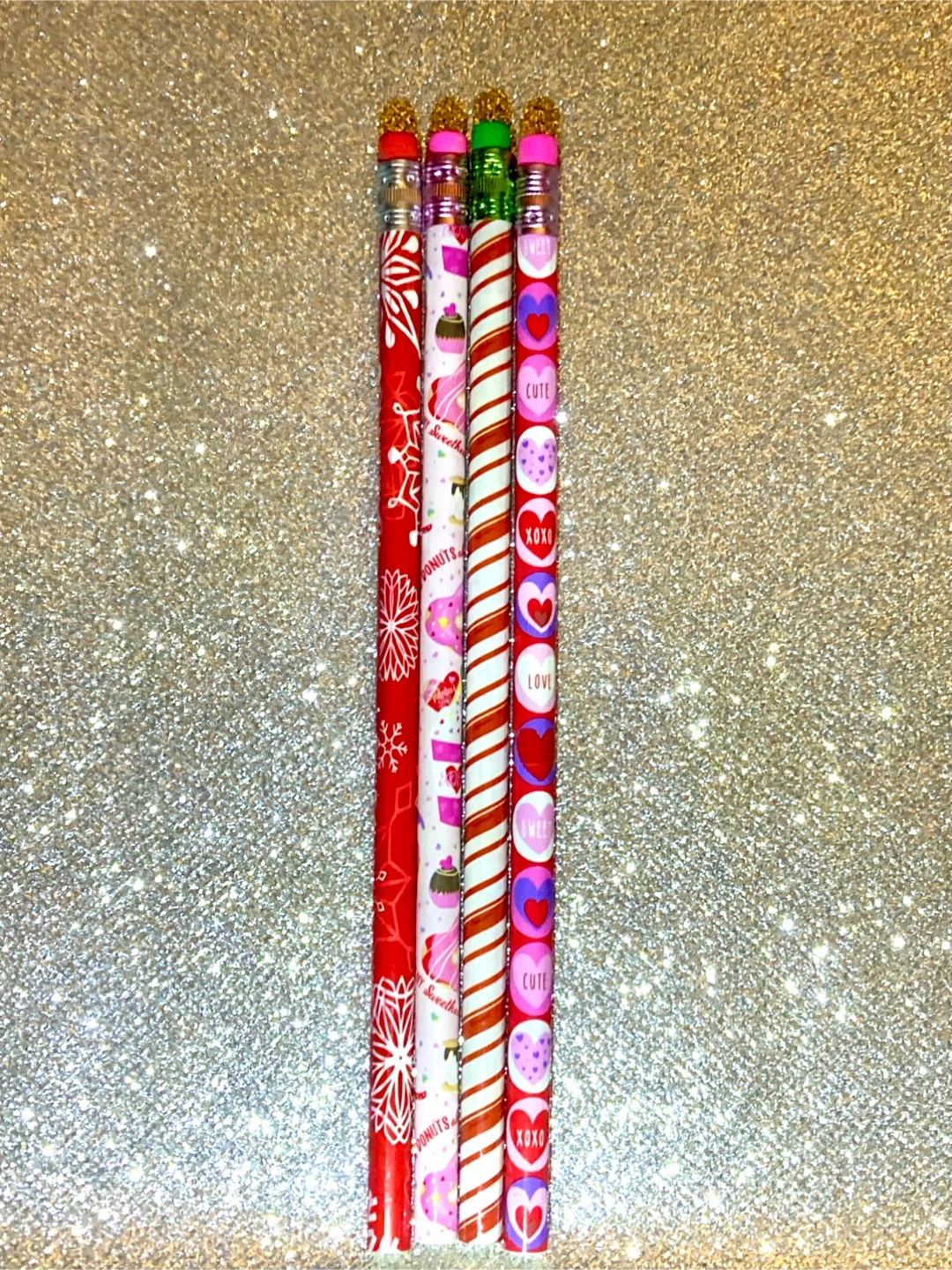 Style 24 Set of 4 Valentine's Day Themed Pencils - photo 3
