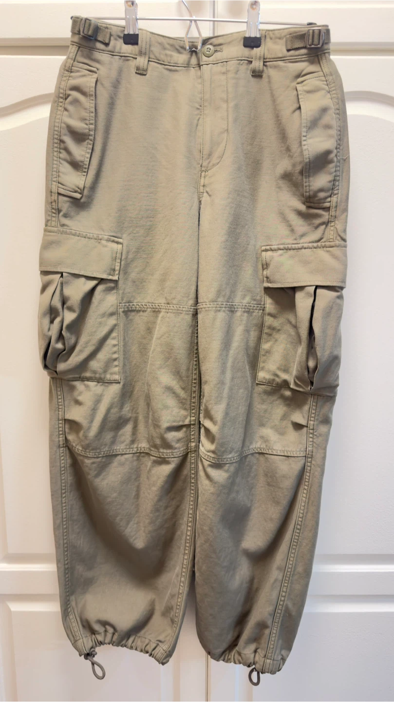TNA Supply Cargo Pants Size 2