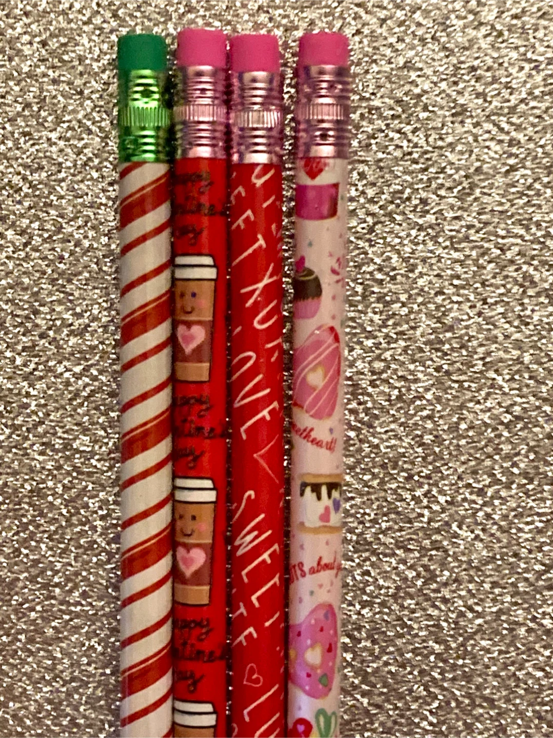 Style # 25 Valentine's Day Pencils - Set of 4 - photo 4